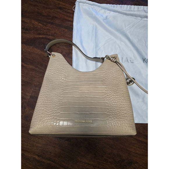 Michael Kors Joan Large Slouchy Shoulder Bag - Picture 3 of 10